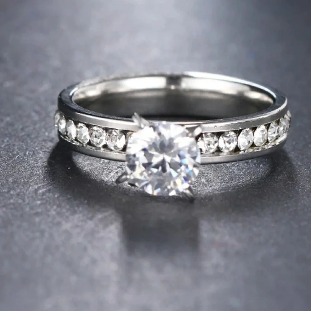 Stainless Silver Ring Sz 7